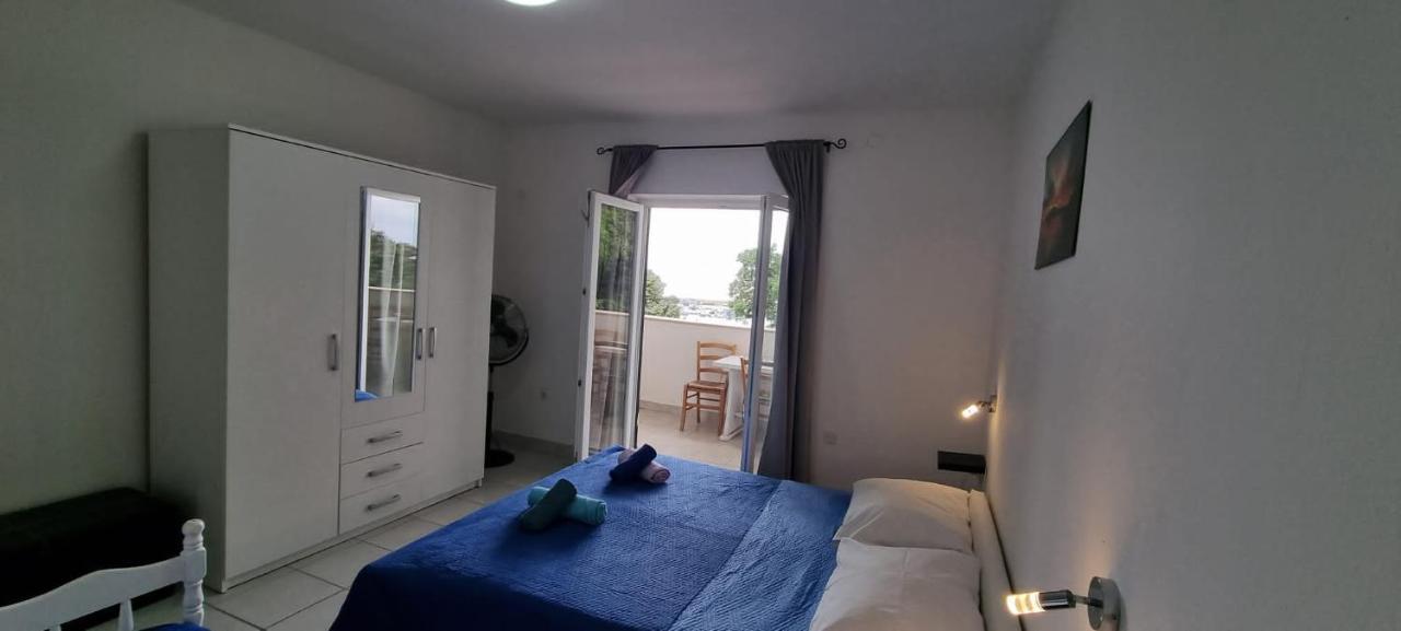 Apartments La Playa Póla Kültér fotó